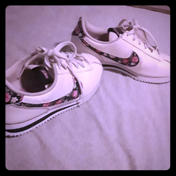 nike cortez 40 nike cortez 40